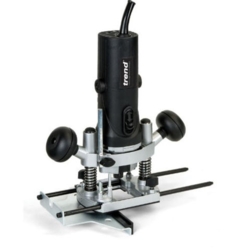 T4EK - 850W 1/4" VARIABLE SPEED ROUTER 230V