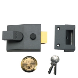YALE 84 NON-DEADLOCKING NIGHT LATCH POLISHED BRASS CYLINDER