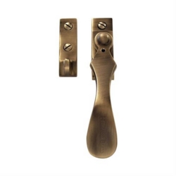 SPOON PATTERN WEDGE CASEMENT FASTENER ANT. BRASS V1005-AT
