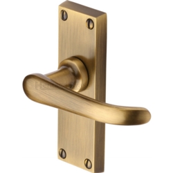 WINDSOR LEVER ON MORTICE KEY PLATE ANTIQUE BRASS V700-AT
